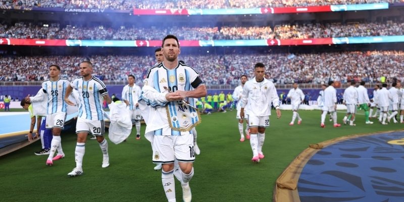 Phong độ cùng lực lượng của Argentina vs Tây Ban Nha